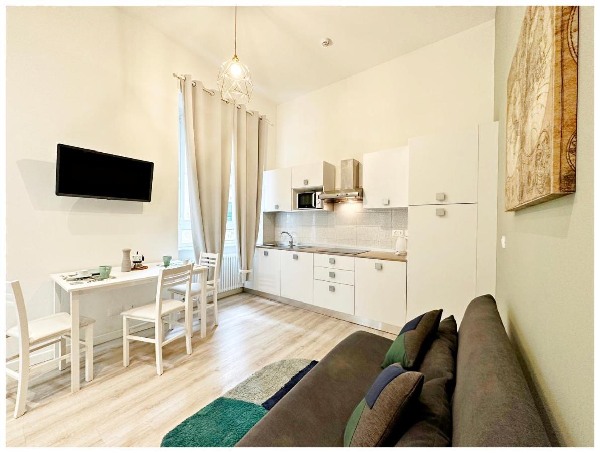 Appartement Real Italian Estate - Maps à Gênes Extérieur photo